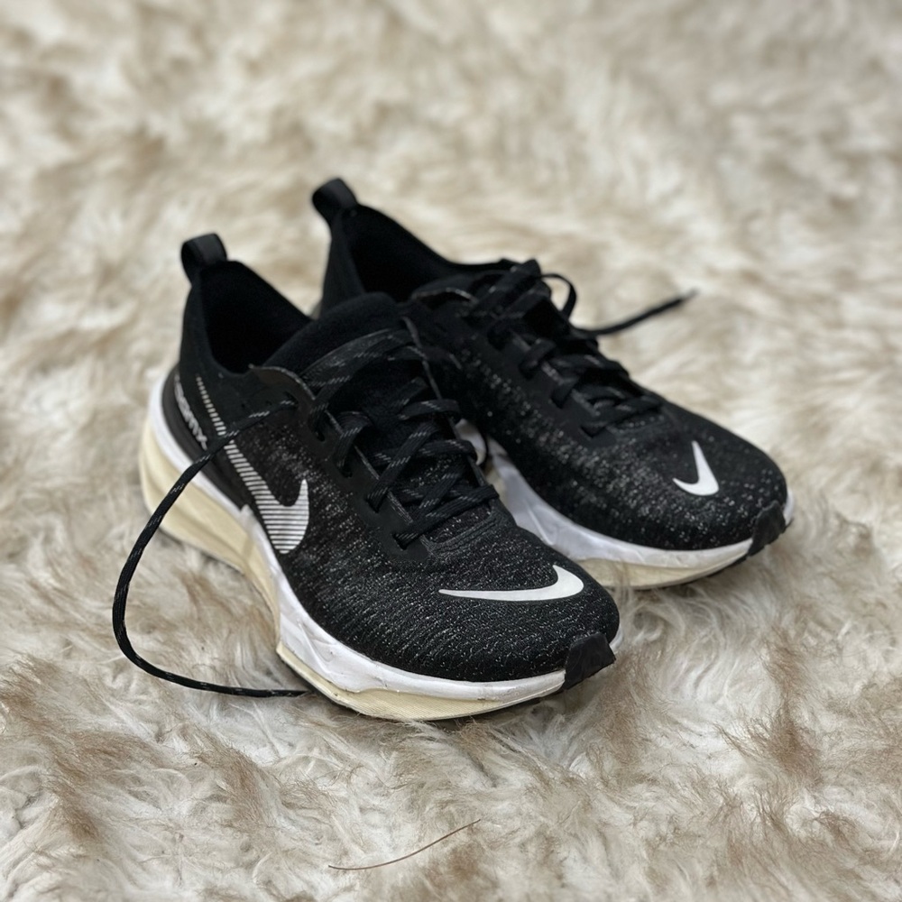 Nike Zoom X sneakers. Almost new